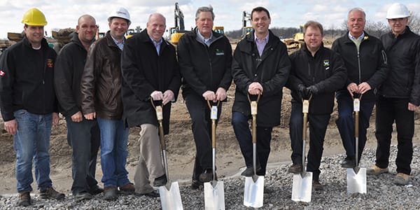 richardson shovels in the ground